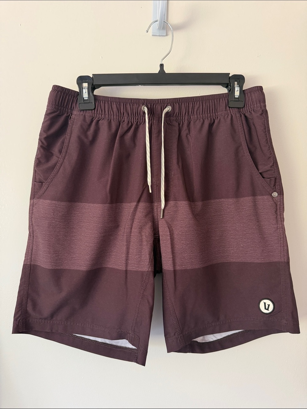 Vuori Men's 7” Kore Short with Liner - Burgundy, Medium